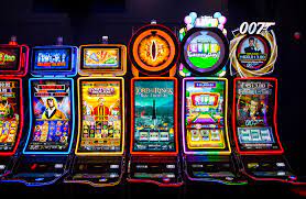 Menjadi Pemain Slot Online yang Lebih Baik: Tips dan Trik. Bermain slot online bisa menjadi pengalaman yang mengasyikkan dan mendebarkan